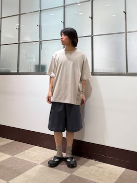 「ITEMS URBANRESEARCH（アイテムズ アーバンリサーチ）のアイテム（Tシャツ/カットソー）」を使った、yuukiさん（メンズ・164cm）の夏コーディネート