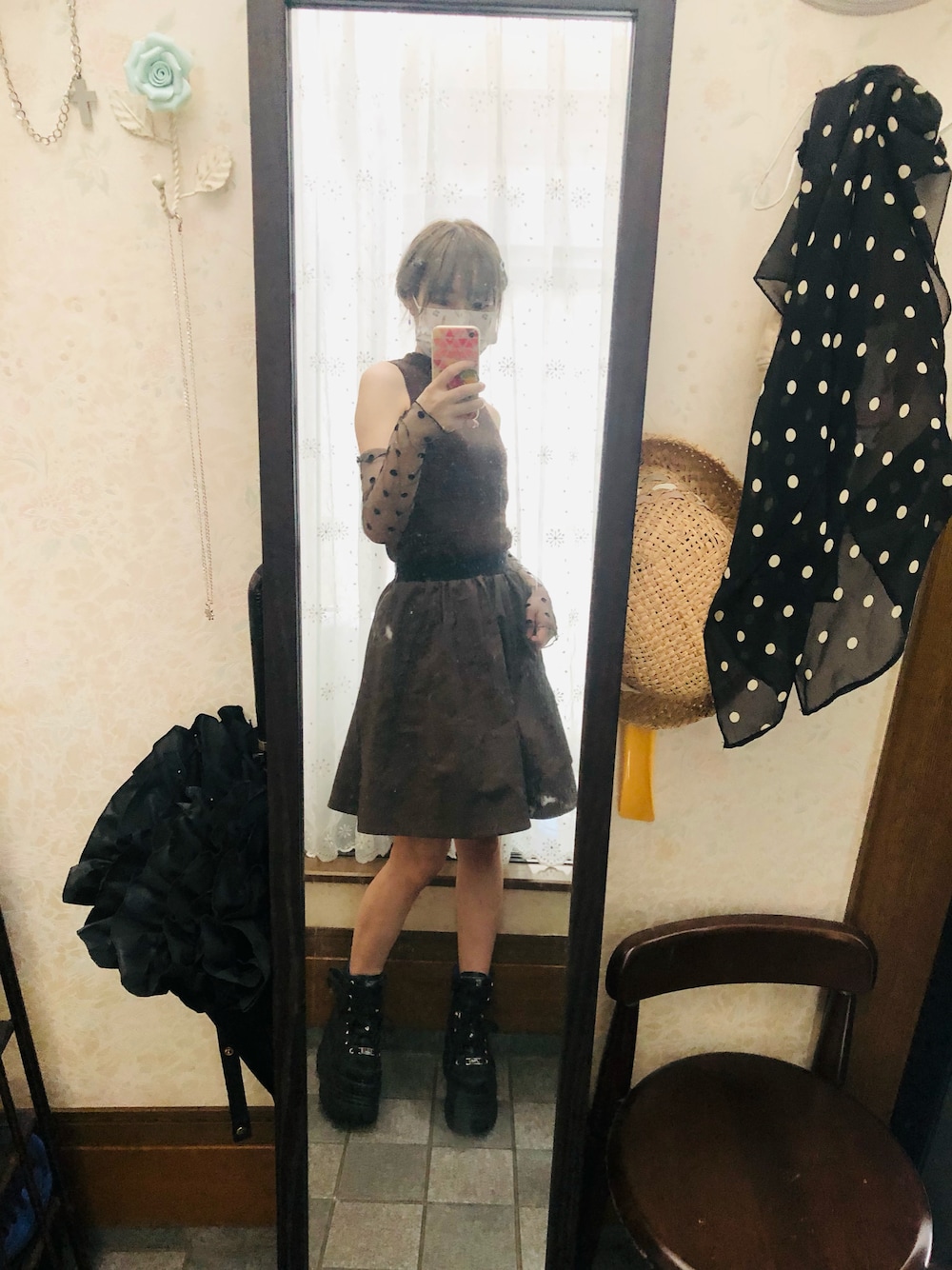 「大人カジュアル、秋カラー、シンプル、おしゃれさんと繋がりたい、大人かわいい、厚底シューズ」｜「clearのアイテム（トップス、ブラウン系）」を使った、joeさん（レディース・158cm）の夏コーディネートの1枚目の写真