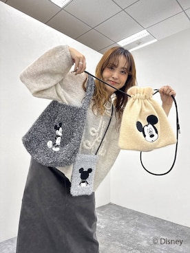 「BAYFLOW（ベイフロー）のアイテム（ショルダーバッグ）」を使った、Ayaさん（レディース・152cm）の秋コーディネート