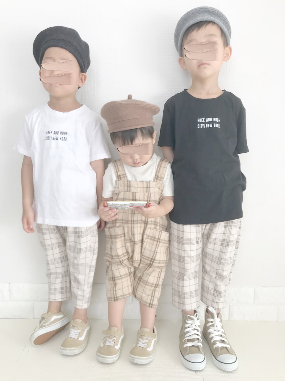 「ベレー帽、休日スタイル、キッズファッション、シンプルコーデ、男の子、カジュアルコーデ、むすこーで、秋色、チェック、リンクコーデ」｜「西松屋のアイテム（Tシャツ/カットソー、その他）」を使った、ぽん‪‪☺︎‬さん（キッズ・100cm）の秋コーディネートの1枚目の写真