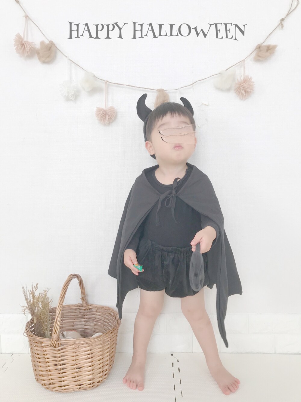 「wearhalloween2021、ハロウィン、ハロウィンコーデ、仮装、コスプレ、halloween、ブラックコーデ、男の子、2歳、3coins」｜「3coinsのアイテム（その他、ブラック系）」を使った、ぽん‪‪☺︎‬さん（キッズ・100cm）の秋コーディネートの1枚目の写真