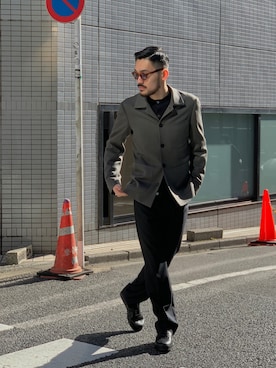 「ほめられ本命コーデ」｜「アイテム（スラックス）」を使った、WARE-mo-KOU_aokiさん（メンズ・178cm）の冬コーディネート