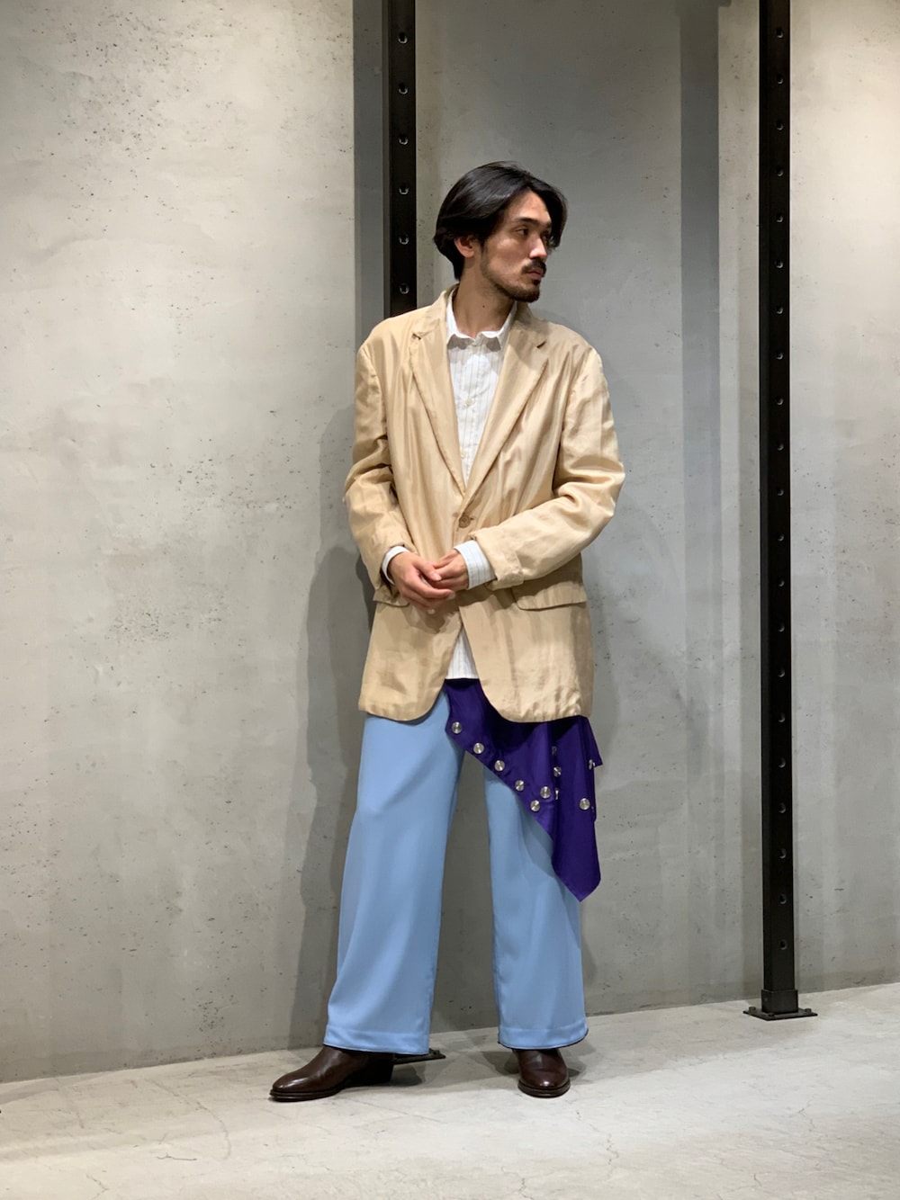 DRIES VAN NOTEN 6Bテーラードジャケット が大特価！ DRIES VAN NOTENのテーラードジャケットを使った人気