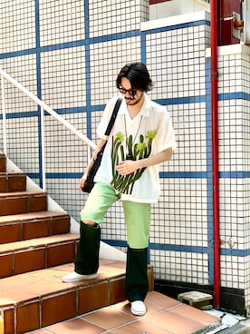 「ITTI（イッチ）のアイテム（バッグ）」を使った、WARE-mo-KOU_aokiさん（メンズ・178cm）の春コーディネート