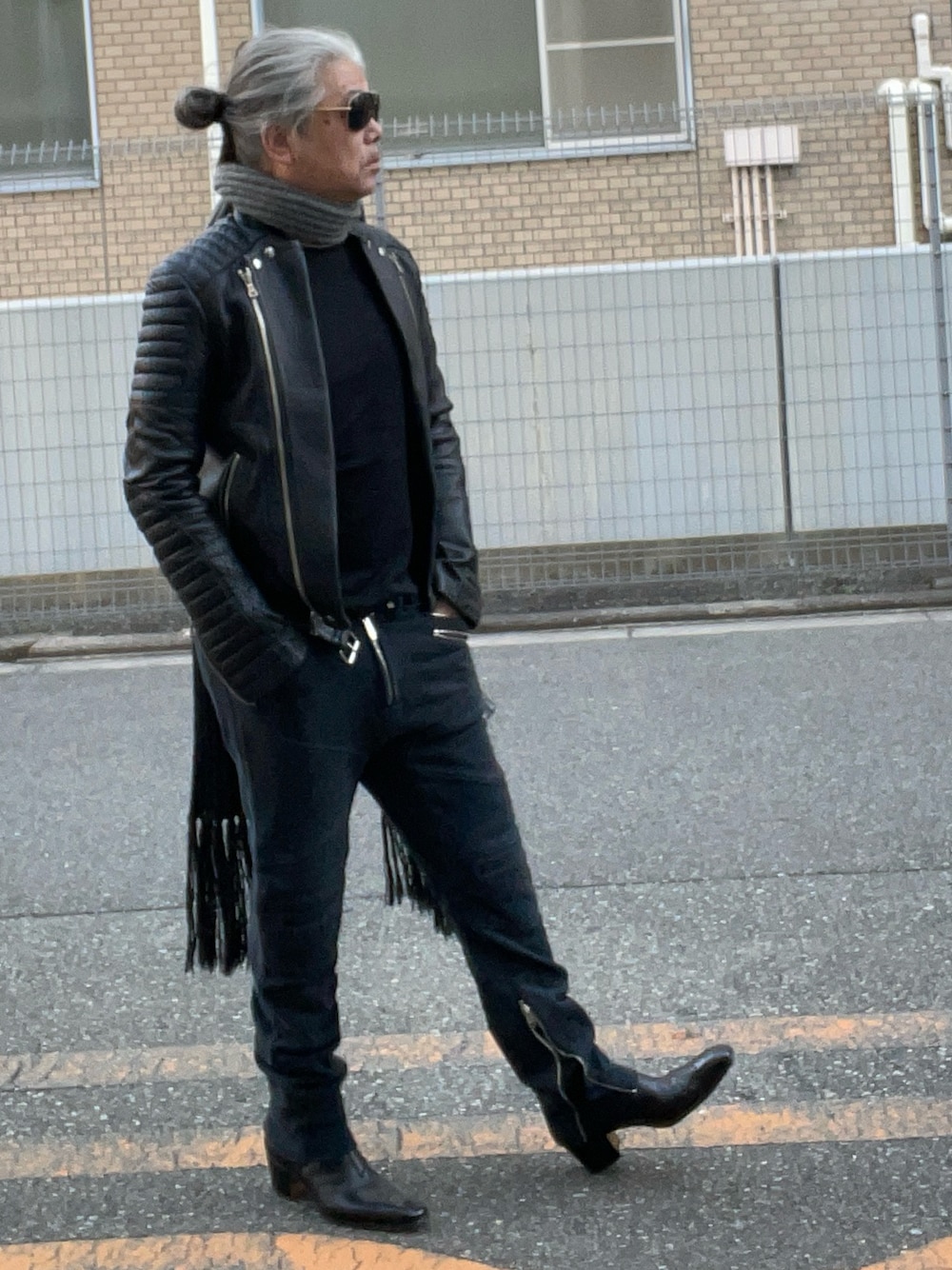 Dior hommeのマフラーを使った人気ファッションコーディネート - WEAR