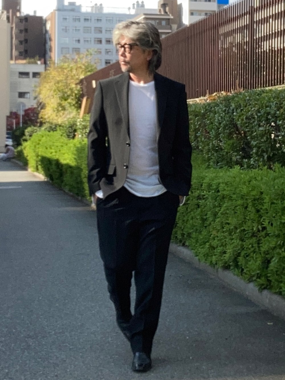 COMME des GARCONS HOMME PLUSのスーツジャケットを使ったメンズ