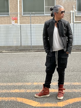 「アイテム（ライダースジャケット）」を使った、YKさん（メンズ・175cm）の秋コーディネート
