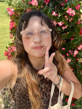 「アイテム（ファッション雑貨、オレンジ系）」を使った、光恵さん（レディース・168cm）の夏コーディネート