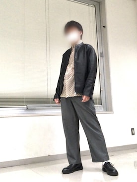 「大学生」｜「アイテム（ライダースジャケット）」を使った、araneさん（メンズ・173cm）の秋コーディネート