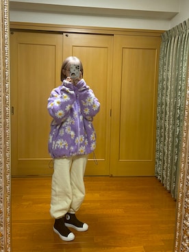 「CALNAMUR（カルナムール）のアイテム（スウェットパンツ）」を使った、mihoさん（レディース・154cm）の冬コーディネート