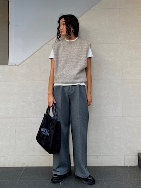 「SHIPS（シップス）のアイテム（トートバッグ）」を使った、榎本さん（レディース・156cm）の秋コーディネート