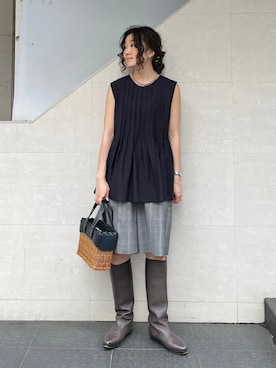 「A VACATION（アヴァケーション）のアイテム」を使った、榎本さん（レディース・156cm）の夏コーディネート