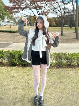 「NICE CLAUP（ナイスクラップ）のアイテム」を使った、羽奈さん（レディース・153cm）の冬コーディネート