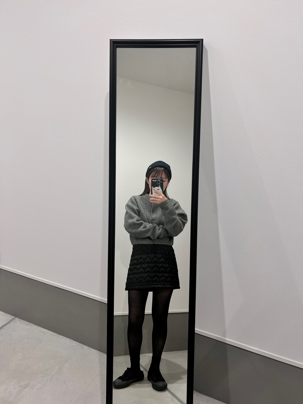 「シンプルスタイル、おでかけコーデ、カジュアルスタイル、オトナ女子、ラクチンコーデ、ゆるコーデ、オトナカワイイ、ootd、ZARA、低身長コーデ、低身長、148cm、148cmコーデ、キルティング、いいね、save、フォローお願いします🤑」｜「ZARAのアイテム（スカート、ブラック系）」を使った、ﾕﾅｹﾞさん（レディース・148cm）の冬コーディネートの1枚目の写真