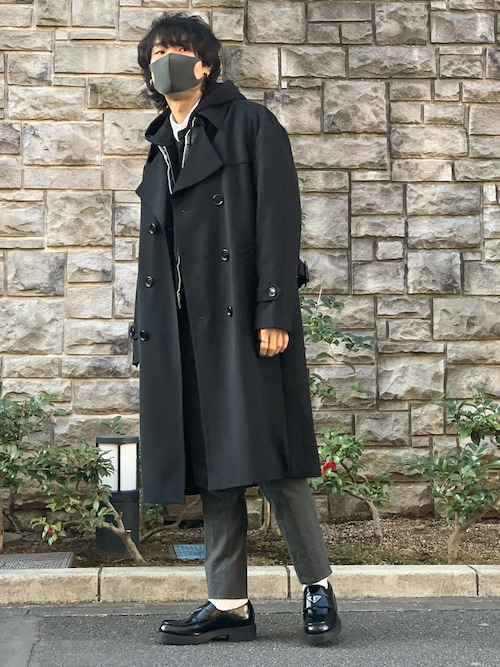 Dr SAKU|CELINEのトレンチコートを使ったコーディネート - WEAR