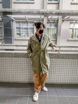 「plain-me（プレインミー）のアイテム（ミリタリージャケット）」を使った、季冠廷さん（メンズ・165cm）の秋コーディネート