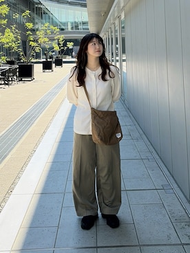 「VAINL ARCHIVE（ヴァイナルアーカイブ）の＜VAINL ARCHIVE × PORTER＞ PACK SHOULDER Tバッグ（ショルダーバッグ、ベージュ系）」を使った、eriさん（レディース・150cm）の夏コーディネート
