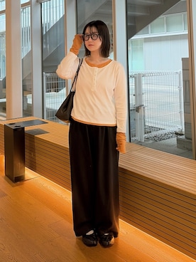 「tiptop（ティップトップ）の【ZOZO限定カラーあり】配色シアー×ヘンリーネックレイヤードロンT（Tシャツ/カットソー、ホワイト系）」を使った、eriさん（レディース・150cm）の秋コーディネート