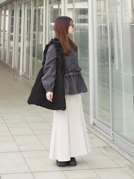 「coca（coca）（コカ）のホイップフリルブラウス| セレモニー オフィス ママスーツ 卒業式（シャツ/ブラウス、グレー系）」を使った、eriさん（レディース・150cm）の春コーディネート