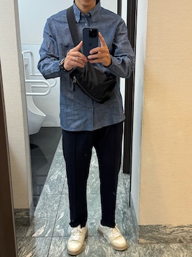 「アイテム（ボディバッグ/ウエストポーチ）」を使った、T.O. さん（メンズ・181cm）の秋コーディネート