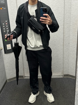 「MONCLER（モンクレール）のアイテム」を使った、T.O. さん（メンズ・181cm）の春コーディネート