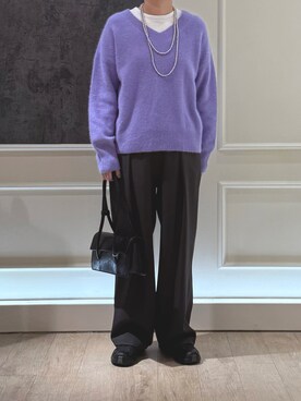「fredy emue（フレディエミュ）のFOX混Vネックニットプルオーバー（ニット/セーター）」を使った、Hayashida さん（レディース・162cm）の冬コーディネート