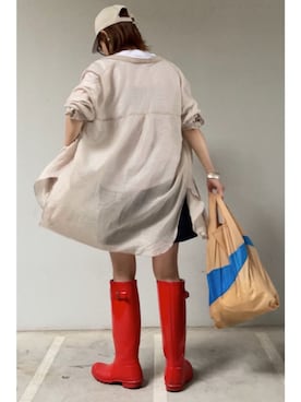 「アイテム（レインシューズ、オレンジ系）」を使った、tomoさん（レディース・153cm）の夏コーディネート