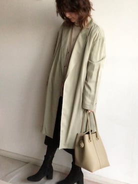 「VASIC（ヴァジック）のアイテム（トートバッグ）」を使った、こっつんこーでさん（レディース・161cm）の冬コーディネート