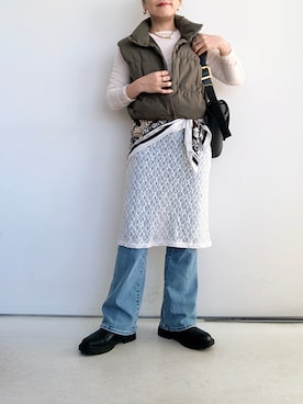 「アイテム（ダウンベスト）」を使った、SACHIさん（レディース・150cm）の秋コーディネート