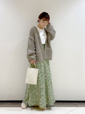 スカート グリーン カーキ 緑色系 花柄 ボタニカル柄 コーディネート Zozotown