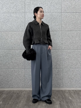 「アイテム（シュシュ）」を使った、ひなさん（レディース・165cm）の秋コーディネート