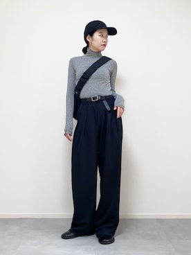 「タートルネック」｜「アイテム（スリッポン）」を使った、ひなさん（レディース・165cm）の秋コーディネート