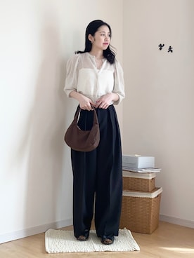「ete（エテ）の○オブジェ ピアス L（ピアス（両耳用））」を使った、ひなさん（レディース・164cm）の秋コーディネート