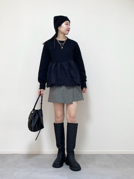 「レザー」｜「アイテム（チャーム）」を使った、ひなさん（レディース・165cm）の冬コーディネート