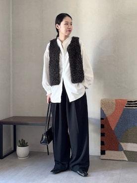 「アイテム（スリッポン）」を使った、ひなさん（レディース・165cm）の秋コーディネート