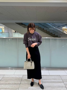 「RODE SKO(ロデスコ)の『MADE IN JAPAN』スクエアトゥプチメタルローファー(ローファー、ブラック系)」を使った、chikakoさん(レディース・170cm)の秋コーディネート