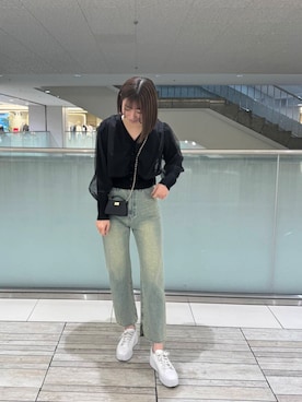 「RODE SKO(ロデスコ)のナノバッグ(チェーンショルダー)(ショルダーバッグ、ブラック系)」を使った、chikakoさん(レディース・170cm)の冬コーディネート