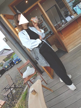 「HAY（ヘイ）のアイテム」を使った、イーチさん（レディース・160cm）の春コーディネート