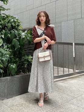 「PROPORTION BODY DRESSING（プロポーションボディドレッシング）の半袖ニットジャケット / 1216274700（カーディガン/ボレロ、ブラウン系）」を使った、Hikariさん（レディース・153cm）の夏コーディネート