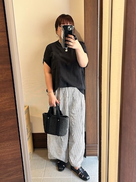 「しまむら（シマムラ）のアイテム（トップス、ブラック系）」を使った、アチコさん（レディース・160cm）の夏コーディネート