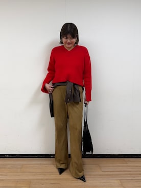 「LOUNGEDRESS（ラウンジドレス）の《イージーケア/セットアップ可》ヤクウール Vニット 秋服　ニット（ニット/セーター、レッド系）」を使った、YONEYAMAさん（レディース・165cm）の秋コーディネート