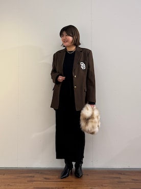 「LOUNGEDRESS（ラウンジドレス）の【MLB/メジャーリーグベースボール】ロゴジャケット　秋服（テーラードジャケット、ブラウン系）」を使った、YONEYAMAさん（レディース・165cm）の秋コーディネート