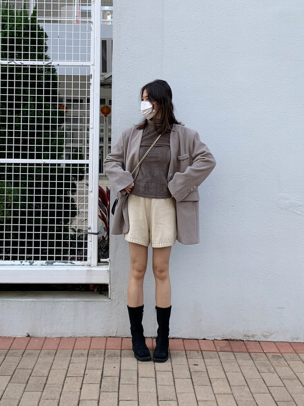 「復古、oversize、西裝外套、ootd」｜「mercci22のアイテム（ジャケット/アウター、グレー系）」を使った、christaさん（レディース・162cm）の冬コーディネートの1枚目の写真