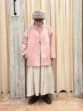 「アイテム（その他アウター、ピンク系）」を使った、honamiさん（レディース・153cm）の秋コーディネート