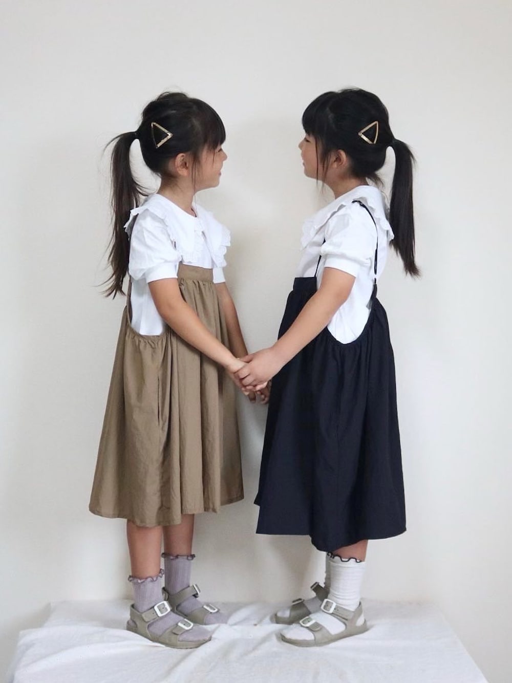 「キッズファッション、キッズコーデ、キッズ、kids、こどもコーデ、子供服、おんなのこ、女の子、おしゃれさんと繋がりたい」｜「GUのアイテム（トップス、ホワイト系）」を使った、yukiさん（キッズ・120cm）の夏コーディネートの1枚目の写真