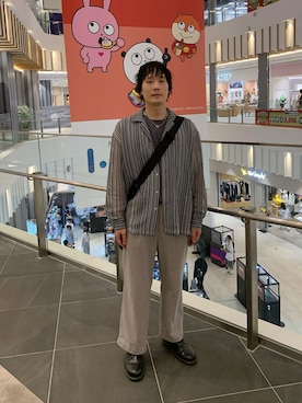 「アイテム（スラックス、グレー系）」を使った、idaさん（メンズ・177cm）の秋コーディネート