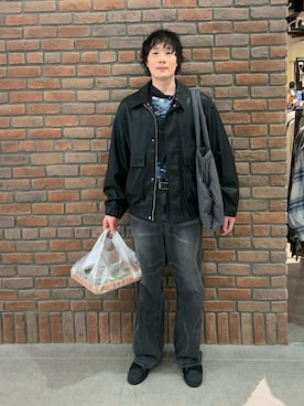 「HARE（ハレ）のアイテム（トップス）」を使った、idaさん（メンズ・177cm）の冬コーディネート