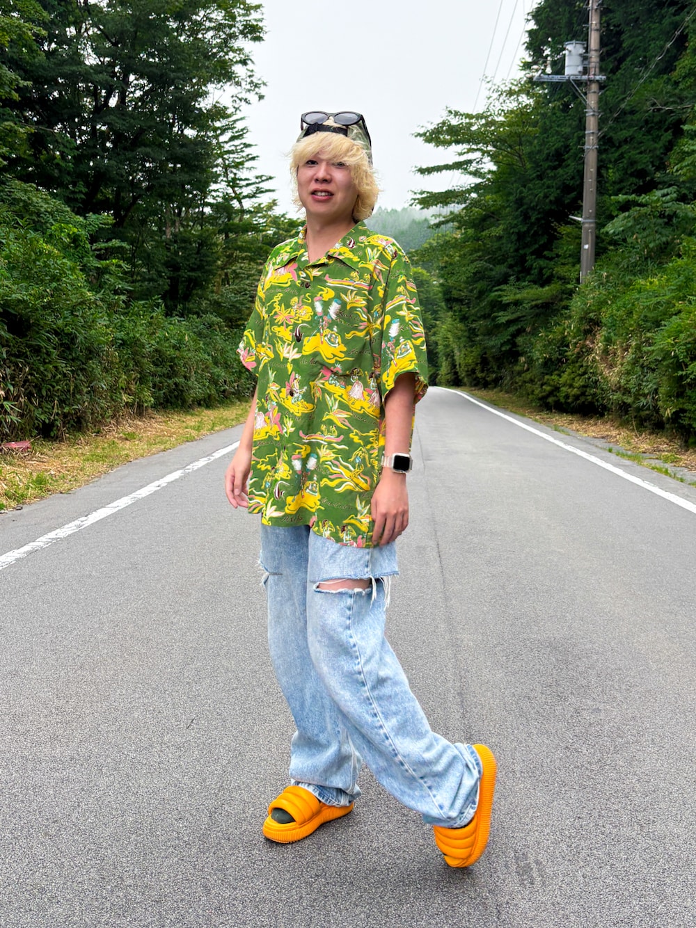 ニートと居候とたかさき NIT ベージュパーカー 白ver. ニートと居候とたかさき NIT ベージュパーカー 白ver. ニートと