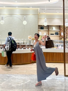 「FURLA（フルラ）のアイテム」を使った、maiさん（レディース・163cm）の秋コーディネート