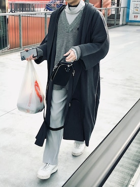 「HOMME PLISSE ISSEY MIYAKE（オムプリッセイッセイミヤケ）のアイテム（モッズコート）」を使った、Yannixさん（メンズ・165cm）の冬コーディネート